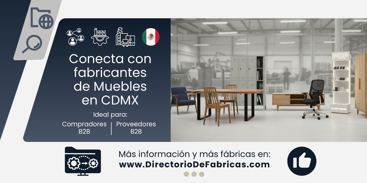 Profesionales mexicanos trabajando en una fábrica de cartón corrugado en México.